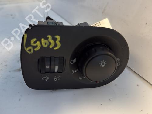 Used Headlight switch SEAT LEON (1P1) 1.9 TDI (105 hp) 24635203