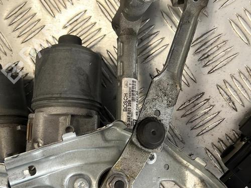 Used Front wiper motor PEUGEOT 3008 I MPV (0U_) 1.6 HDi (114 hp) 21331498