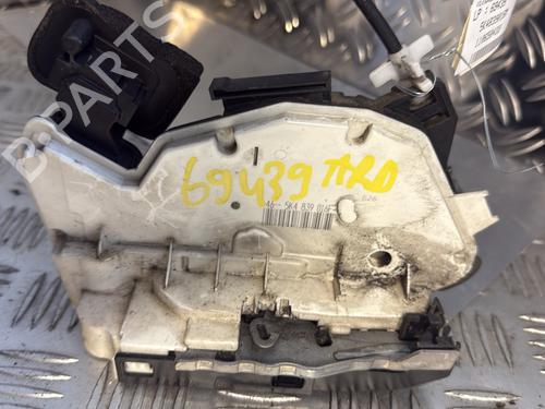 Used Rear right lock VW POLO V (6R1, 6C1) 1.6 TDI (90 hp) 28106761