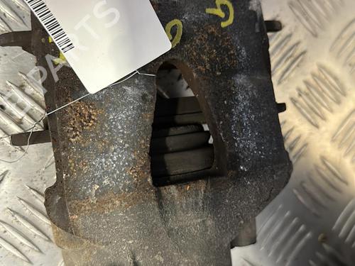 Used Left front brake caliper VW GOLF VI (5K1) 1.6 TDI (105 hp) 21333020