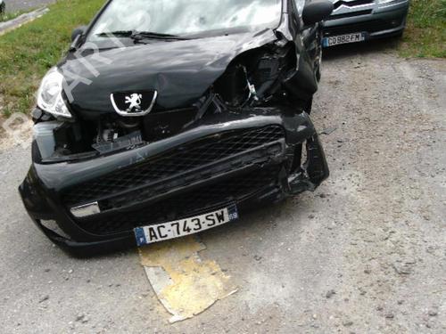 Front wiper motor PEUGEOT 107 (PM_, PN_) 1.0 | BP21330798M29 