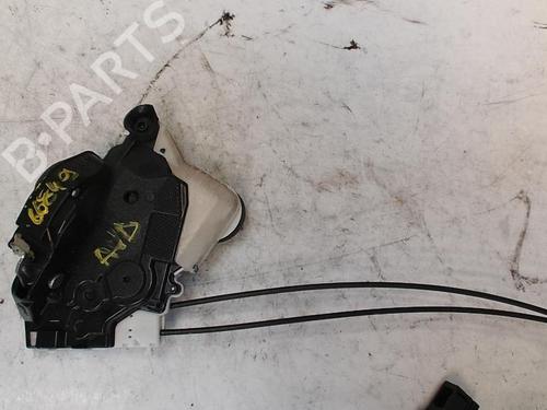 Used Front right lock TOYOTA YARIS (_P13_) 1.3 (NSP130_, NSP130) (99 hp) 21358151