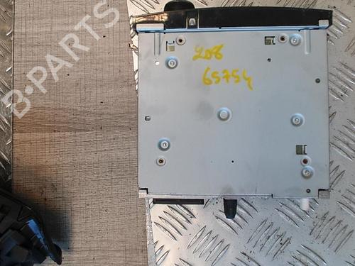 Used Radio PEUGEOT 208 I (CA_, CC_) 1.6 HDi (92 hp) 21352923