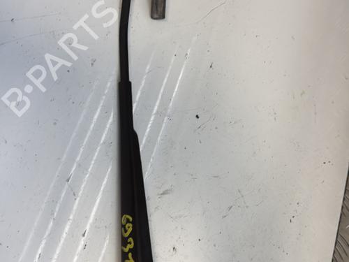Used Front windshield wiper arm SEAT IBIZA IV (6J5, 6P1) 1.6 TDI (90 hp) 24408286