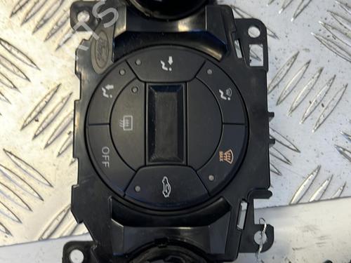 Used Climate control FORD FIESTA VI (CB1, CCN) 1.6 Ti (120 hp) 21354220