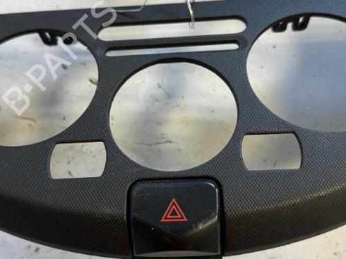 Used Warning switch NISSAN NOTE (E11, NE11) 1.5 dCi (86 hp) 21353797