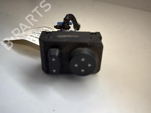 Spejlkontakt FIAT GRANDE PUNTO (199_) 1.3 D Multijet (75 hp) 25737031