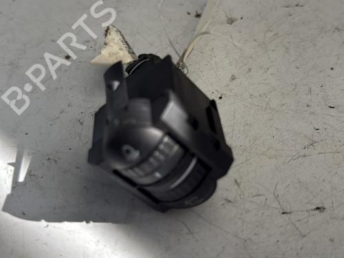 Used Headlight switch VW SCIROCCO III (137, 138) 1.4 TSI (160 hp) 26131981