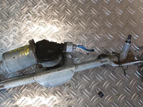 Used Front wiper motor TOYOTA YARIS (_P1_) 1.0 (SCP10_, SCP10R) (65 hp) 21333885