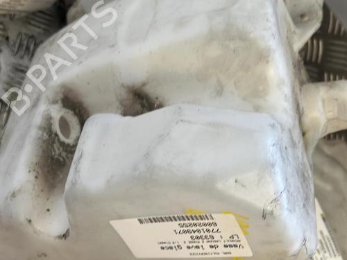 Used Windscreen washer tank RENAULT LAGUNA II (BG0/1_) 1.9 dCi (BG1A, BG1V) (130 hp) 21338678