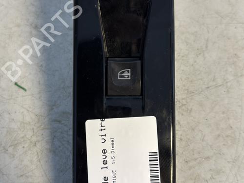 Used Right front window switch RENAULT CLIO IV (BH_) 1.5 dCi 90 (90 hp) 23798059
