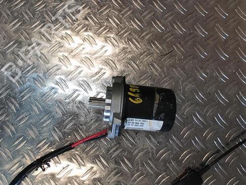 Used Electronic module TOYOTA YARIS (_P1_) 1.0 (SCP10_, SCP10R) (65 hp) 21333901