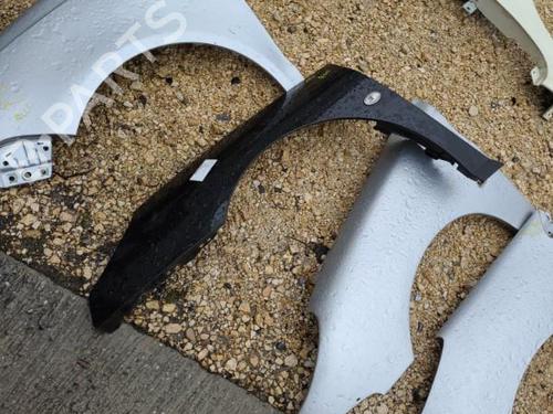 Used Left front fenders PEUGEOT 407 (6D_) 2.2 HDi 170 (6D4HTH) (170 hp) 21328081