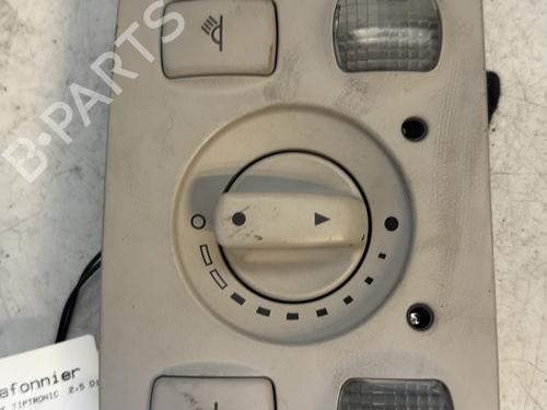 Interior roof light AUDI ALLROAD C5 (4BH) 2.5 TDI quattro 8E0959613A
