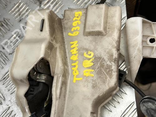 Vergrendeling links achter VW TOURAN (1T1, 1T2) 1.9 TDI (105 hp) 21357215
