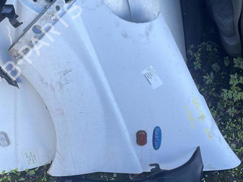 Used Left front fenders RENAULT TRAFIC II Van (FL) 1.9 dCi 100 (FL0C) (101 hp) 21329226