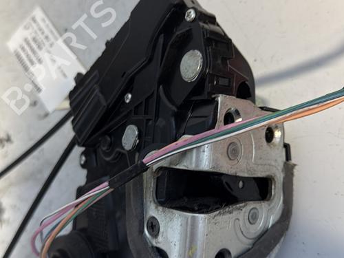 Used Front left lock TOYOTA YARIS (_P9_) 1.4 D-4D (NLP90_, NLP90R) (90 hp) 23797836
