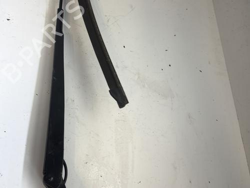 Used Front windshield wiper arm SEAT IBIZA IV (6J5, 6P1) 1.2 TDI (75 hp) 25759415