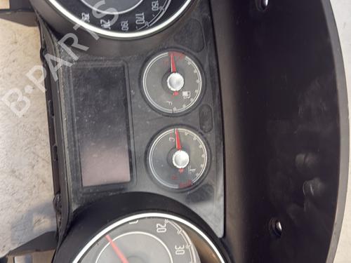 Used Instrument cluster FIAT PUNTO (199_) 1.3 D Multijet (84 hp) 26409909