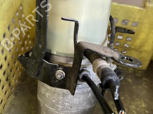 Used Steering pump VW POLO (9N_, 9A_) 1.4 16V (80 hp) 21341313
