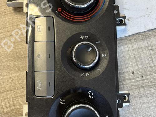 Used Climate control FIAT BRAVO II (198_) 1.9 D Multijet (198AXB1A) (120 hp) 21354349