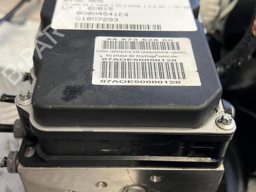 Used ABS pump CITROËN C4 I (LC_) 2.0 HDi (136 hp) 21346613