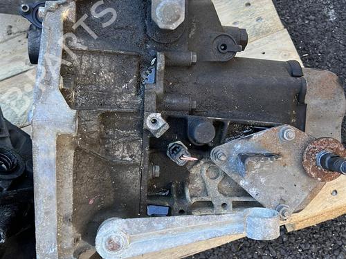 Used Gearbox PEUGEOT 206+ (2L_, 2M_) 1.1 (60 hp) 21355221
