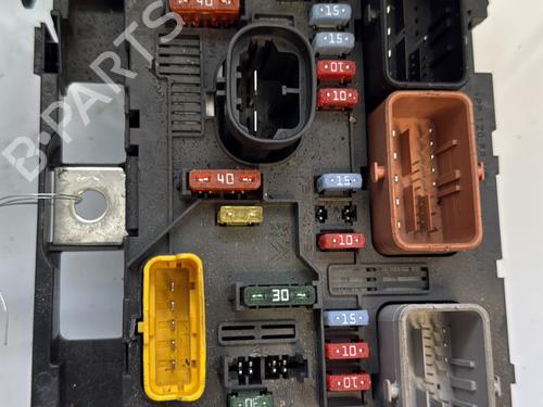 Used Fuse box CITROËN C3 I (FC_, FN_) 1.4 HDi (68 hp) 24612073