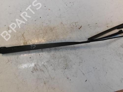 Used Front windshield wiper arm CITROËN C2 (JM_) 1.1 (60 hp) 21352038
