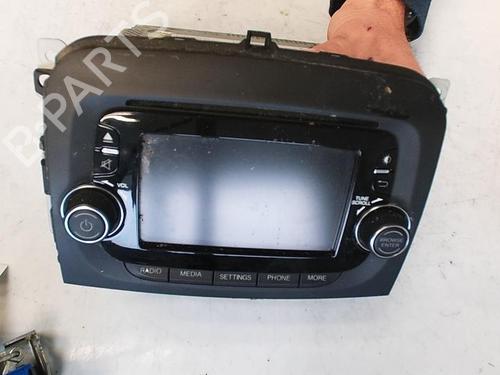 Radio FIAT 500L (351_, 352_) 0.9 (199LYC1B) | BP21334272E6 