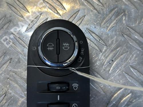 Used Headlight switch OPEL CORSA D (S07) 1.3 CDTI (L08, L68) (75 hp) 21848110