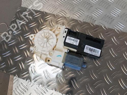 Right front window motor RENAULT LAGUNA III (BT0/1) 2.0 dCi (BT01, BT08, BT09, BT0E, BT0K, BT12, BT1C, BT1D,... | BP21348124E20 
