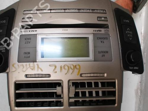 Used Radio TOYOTA YARIS (_P9_) 1.4 D-4D (NLP90_, NLP90R) (90 hp) 21351865