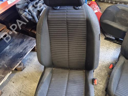 Right front seat PEUGEOT 208 II (UB_, UP_, UW_, UJ_) 1.2 PureTech 100 | BP23797946C16 