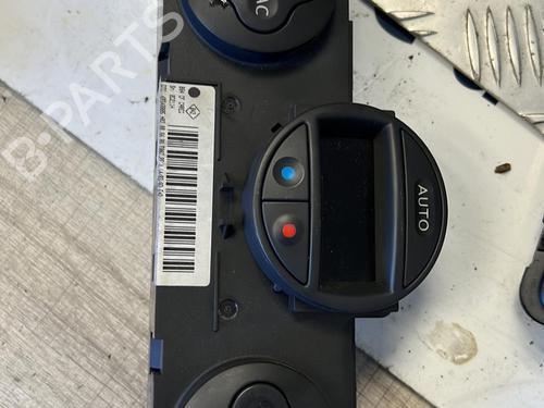 Used Climate control RENAULT MEGANE II (BM0/1_, CM0/1_) 1.6 16V (BM0C, CM0C) (113 hp) 21354777