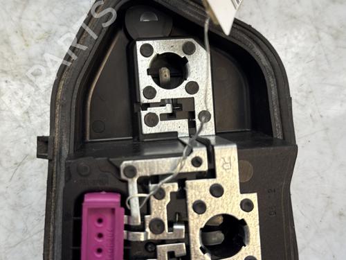 Used Lamp holder RENAULT MEGANE III Hatchback (BZ0/1_, B3_) 1.5 dCi (BZ0C) (90 hp) 25474998