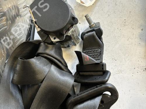 Used Rear left belt tensioner PEUGEOT 208 I (CA_, CC_) 1.6 HDi (114 hp) 21337918