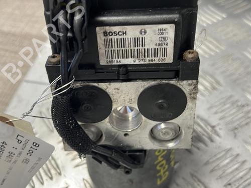ABS Bremseaggregat TOYOTA YARIS (_P1_) 1.0 (SCP10_, SCP10R) (68 hp) 21330646