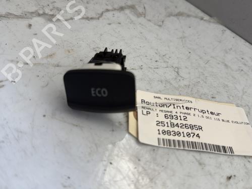 Used Switch RENAULT MEGANE IV Hatchback (B9A/M/N_) 1.5 Blue dCi 115 (B9A6) (116 hp) 27212803