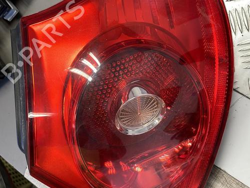 Used Right taillight VW GOLF V (1K1) 1.9 TDI (105 hp) 21350438