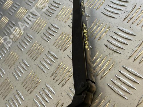 Used Front windshield wiper arm RENAULT CLIO IV (BH_) 1.5 dCi 75 (75 hp) 21338415