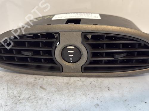 Used Air vent RENAULT CLIO III (BR0/1, CR0/1) 1.6 16V (BR05, BR0B, BR0Y, BR15, BR1J, BR1M, BR1Y, CR0B,... (112 hp) 24295940