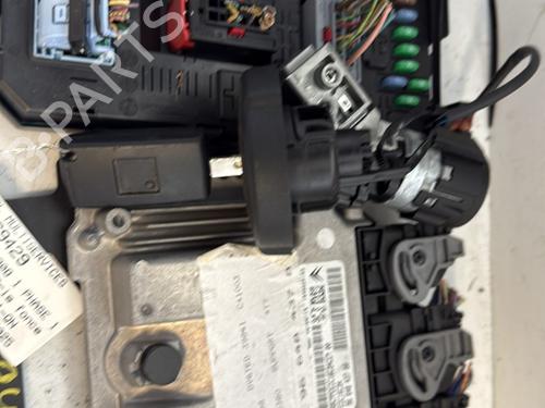 Used Electronic module PEUGEOT 308 I (4A_, 4C_) 1.6 HDi (109 hp) 26213395