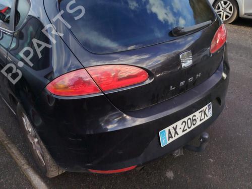 Right front window motor SEAT LEON (1P1) 1.9 TDI | BP24609318E20 