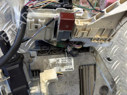 Used Electronic module TOYOTA YARIS (_P9_) 1.4 D-4D (NLP90_, NLP90R) (90 hp) 25917493