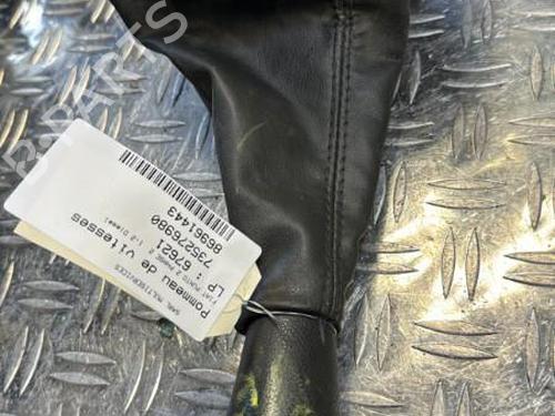 Used Gear lever FIAT PUNTO (188_) 1.3 JTD 16V (70 hp) 21341660