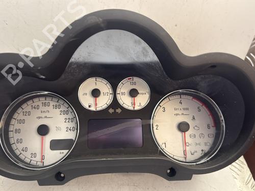 Used Instrument cluster ALFA ROMEO GT (937_) 1.9 JTD (937CXN1B) (150 hp) 26429491