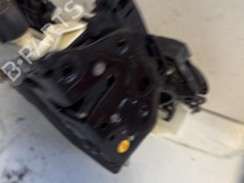 Rear left lock VW PASSAT B6 (3C2) 2.0 TDI 16V | BP27304022C100 