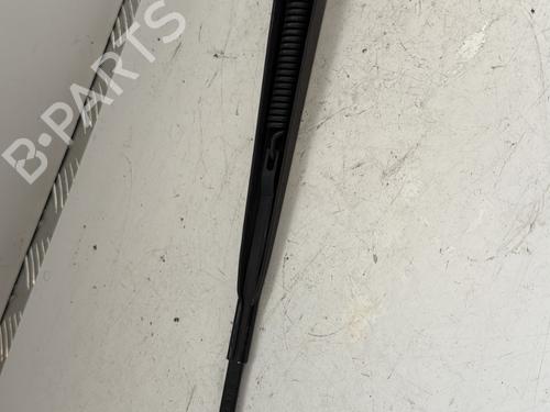 Used Front windshield wiper arm RENAULT CLIO IV (BH_) 1.5 dCi 90 (90 hp) 21355666