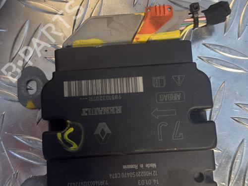 Used ECU airbags DACIA SANDERO II TCe 90 (B8M1, B8MA, B8AC) (90 hp) 27564552